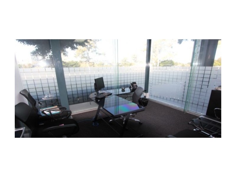 G2/303 Coronation Drive, Milton QLD 4064