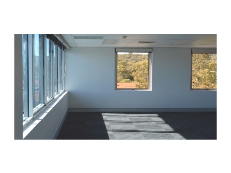 S45L4/3-15 Dennis Road, Springwood QLD 4127