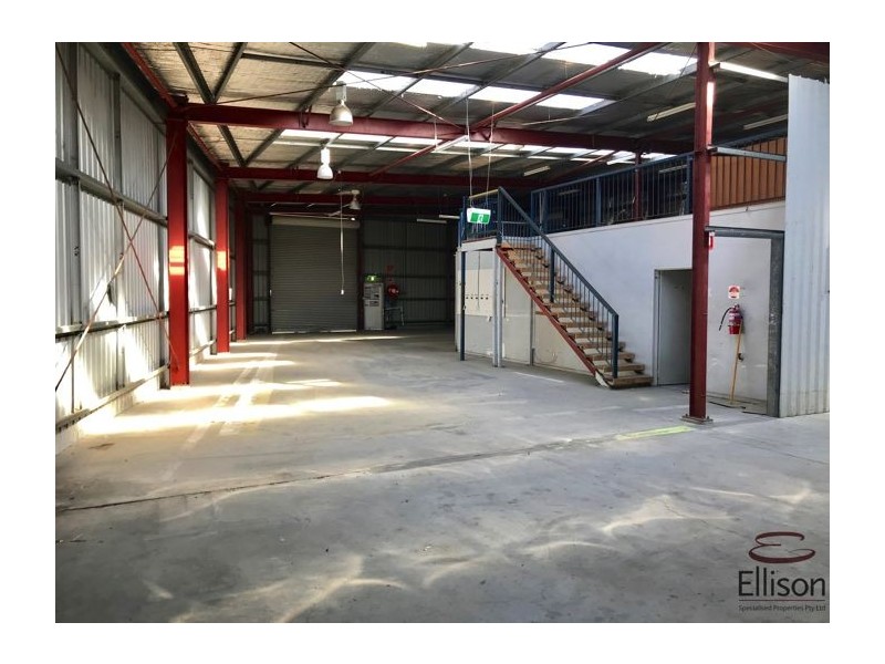 99 Harburg Drive, Beenleigh QLD 4207