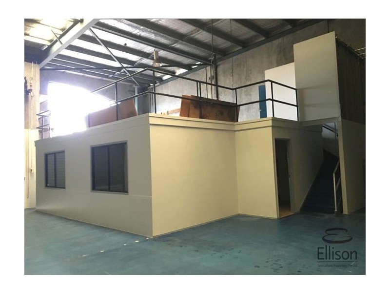 61 Nealdon Drive, Meadowbrook QLD 4131