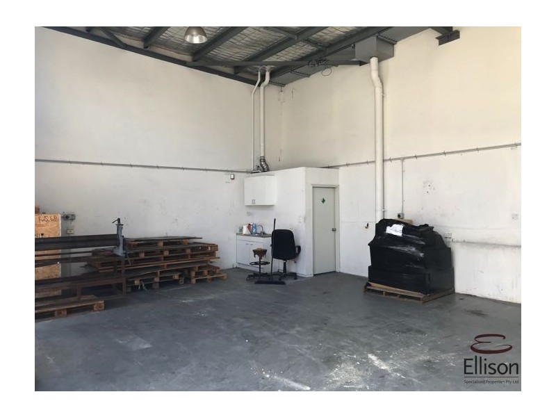 8/13-15 Ellerslie Road, Meadowbrook QLD 4131
