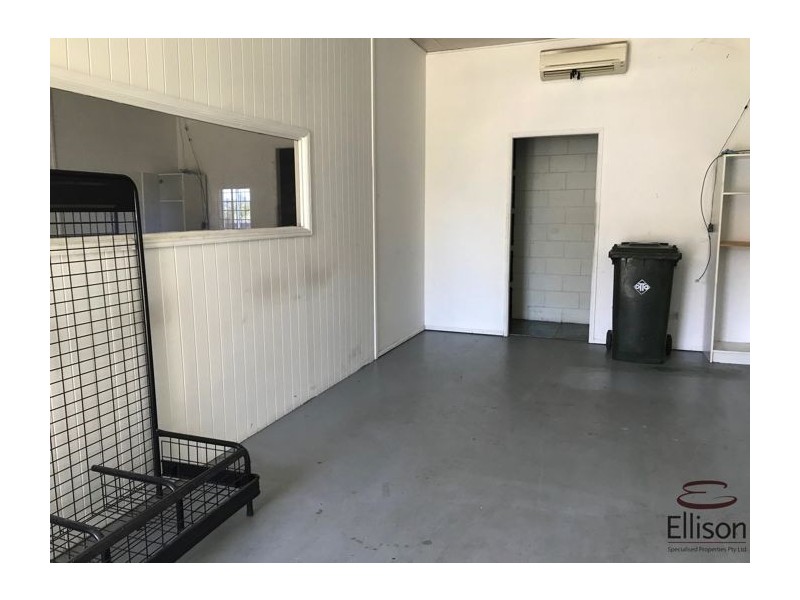 2/10 Central Court, Hillcrest QLD 4118