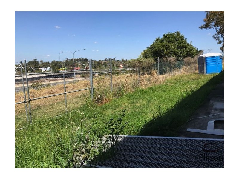 2/10 Central Court, Hillcrest QLD 4118