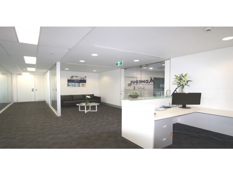 S9.01L9/301 Coronation Drive, Milton QLD 4064