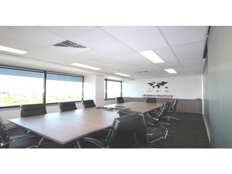 S9.01L9/301 Coronation Drive, Milton QLD 4064
