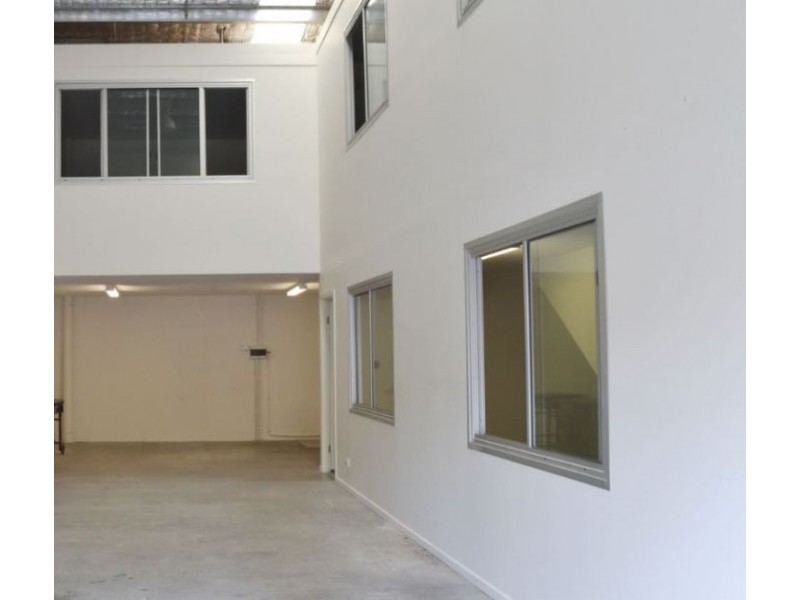 16/33 Meakin Road, Meadowbrook QLD 4131