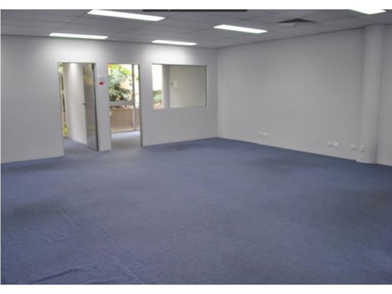 Suite 4/3368 Pacific Highway, Springwood QLD 4127