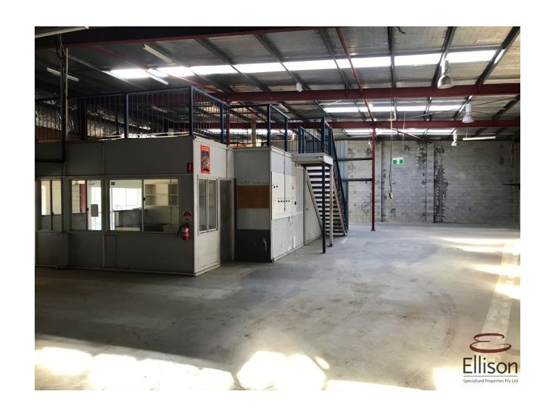 99 Harburg Drive, Beenleigh QLD 4207