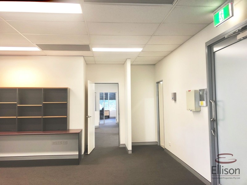 7&8/3950 Pacific Highway, Loganholme QLD 4129