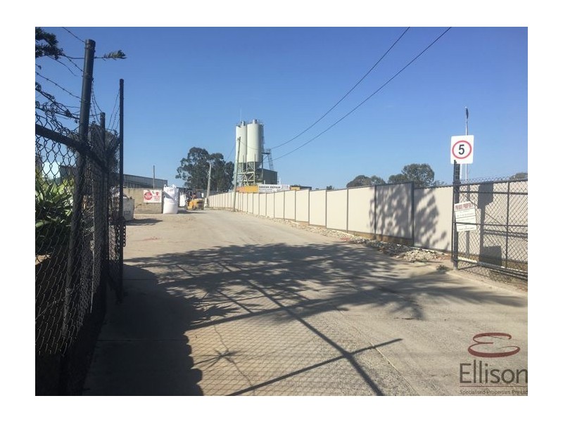 56 Kingston Road, Underwood QLD 4119