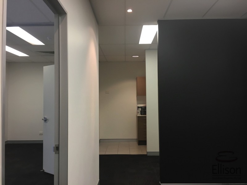 1/3950 Pacific Highway, Loganholme QLD 4129