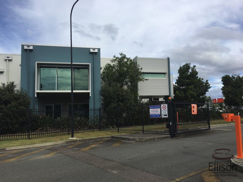 1/3-19 University Drive, Meadowbrook QLD 4131