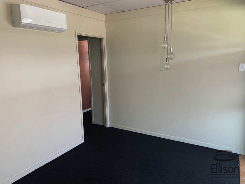 Shop 5/2 Fortune Place, Coomera QLD 4209