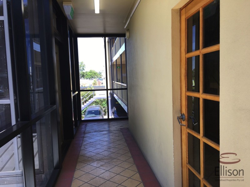 2/6 Vanessa Boulevard, Springwood QLD 4127