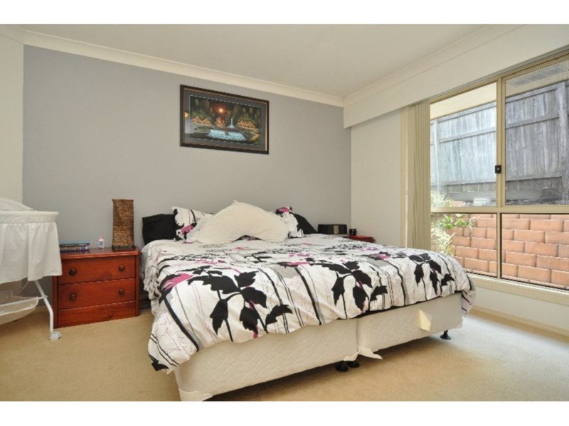 8 Sutton Court, Parkwood QLD 4214