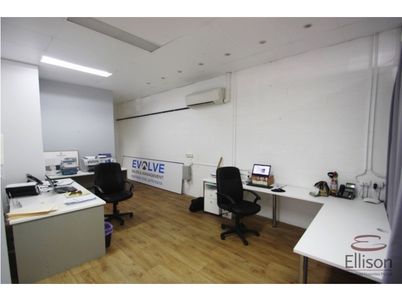 Shop 18/169-177 Old Pacific Highway, Oxenford QLD 4210