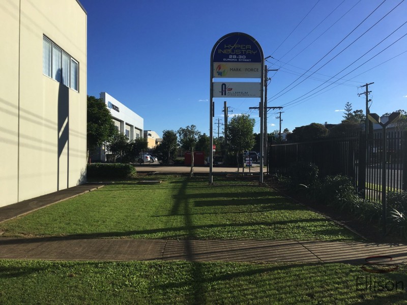 1/28 Eurora Street, Kingston QLD 4114