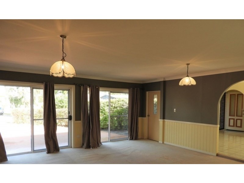 6 Roman Court, Loganholme QLD 4129