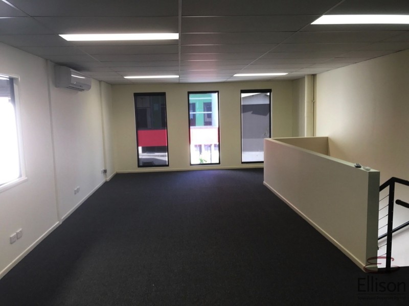 4/5 Cairns Street, Loganholme QLD 4129