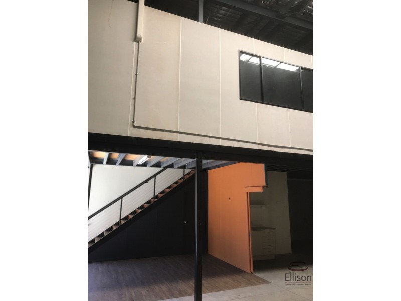 4/5 Cairns Street, Loganholme QLD 4129