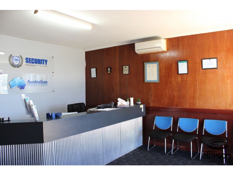 4049 Pacific Highway, Loganholme QLD 4129