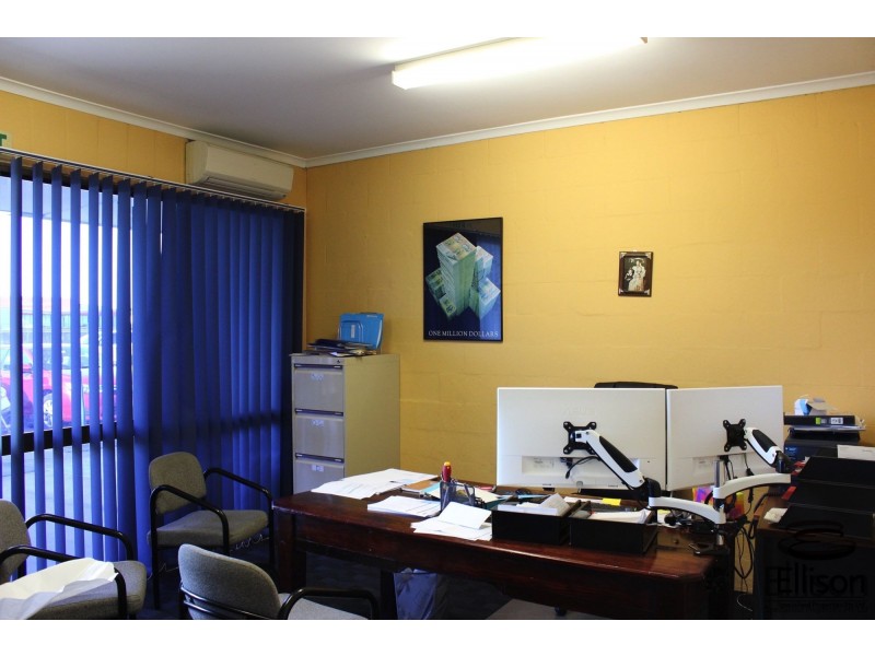 4049 Pacific Highway, Loganholme QLD 4129