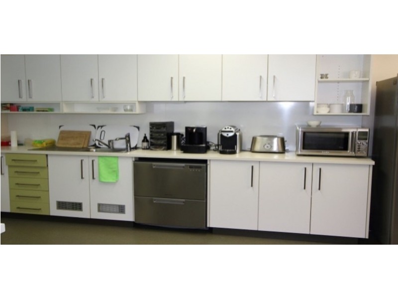 S8.01L8/301 Coronation Drive, Milton QLD 4064