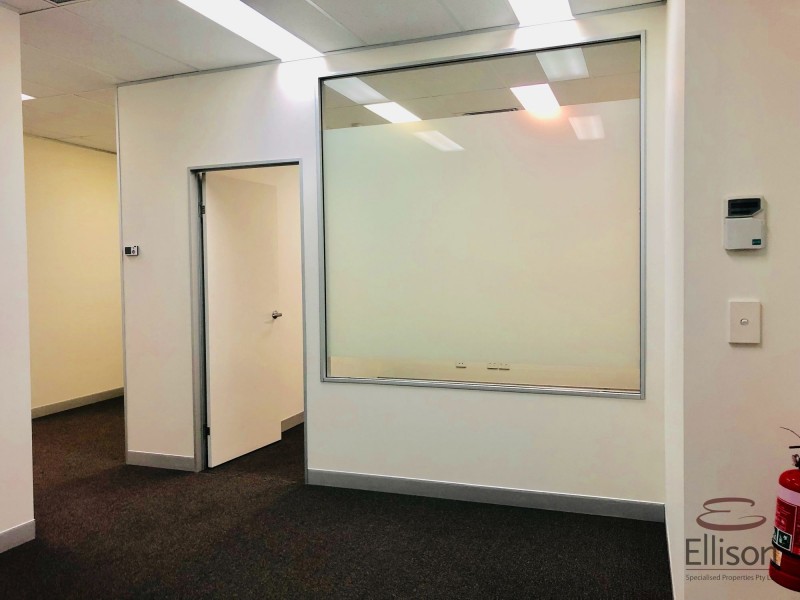 4/3990 Pacific Highway, Loganholme QLD 4129