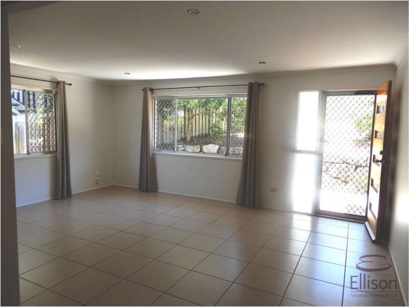 4 Ribwort Court, Shailer Park QLD 4128