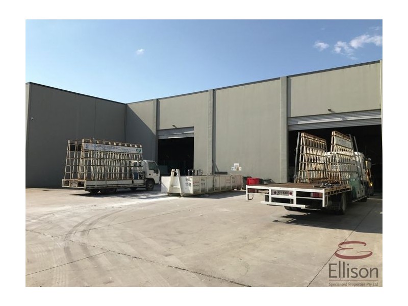 Unit 3/28 Eurora Street, Kingston QLD 4114