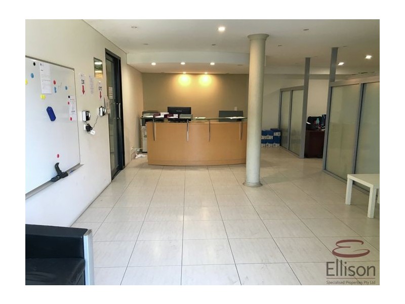 Unit 3/28 Eurora Street, Kingston QLD 4114
