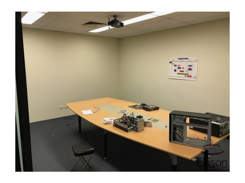 Unit 3/28 Eurora Street, Kingston QLD 4114