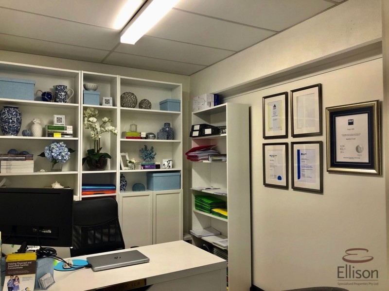 1/24 Vanessa Boulevard, Springwood QLD 4127