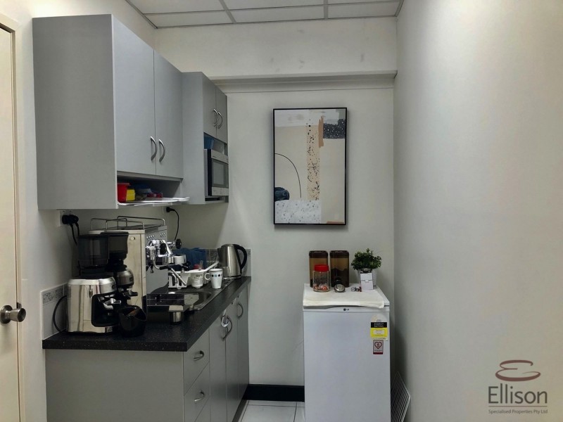 1/24 Vanessa Boulevard, Springwood QLD 4127