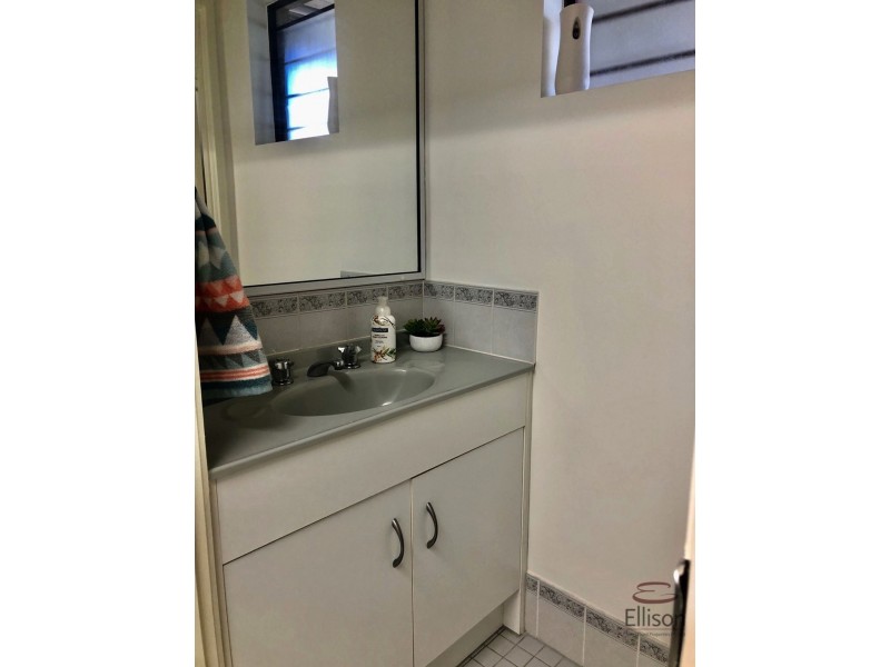 1/24 Vanessa Boulevard, Springwood QLD 4127