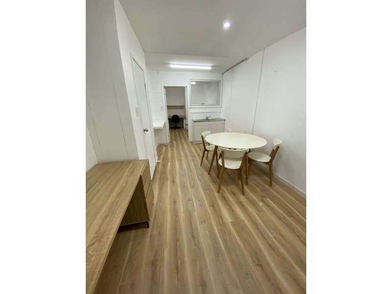 1A/8 Flint Court, Varsity Lakes QLD 4227