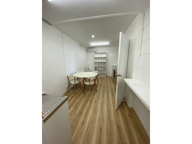 1A/8 Flint Court, Varsity Lakes QLD 4227