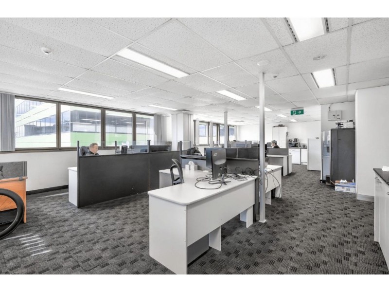 1.01/303 Coronation Drive, Milton QLD 4064