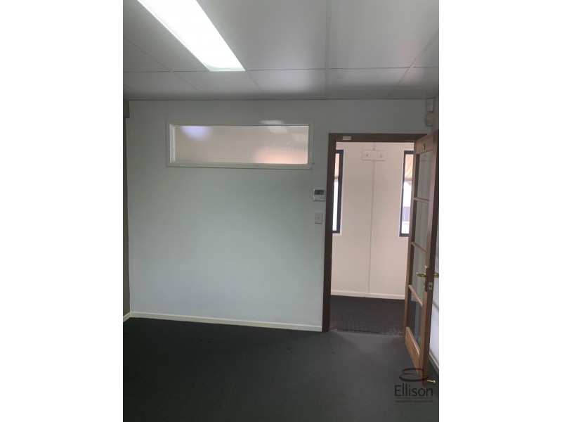 Suite 3 West 2 Fortune Street, Coomera QLD 4209