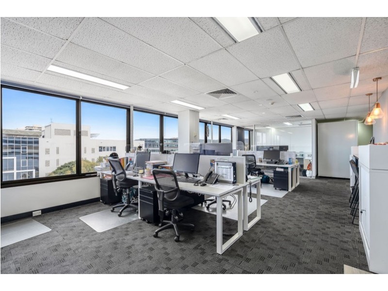2.04/303 Coronation Drive, Milton QLD 4064