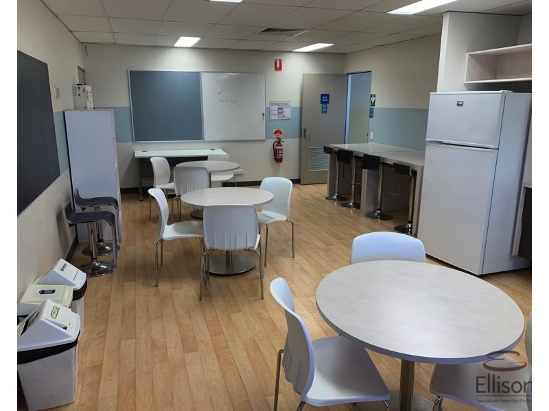 109 Browns Plains Road, Browns Plains QLD 4118