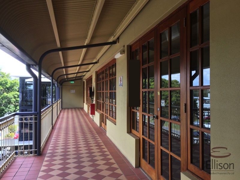 20b/6 Vanessa Boulevard, Springwood QLD 4127