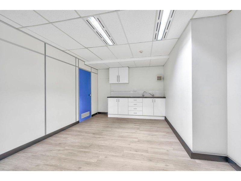 3/303 Coronation Drive, Milton QLD 4064