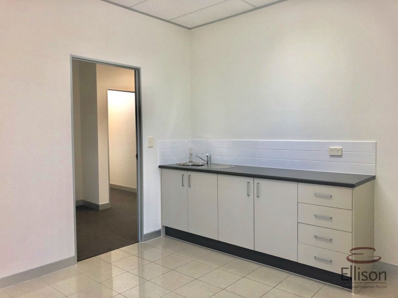 4/3990 Pacific Highway, Loganholme QLD 4129