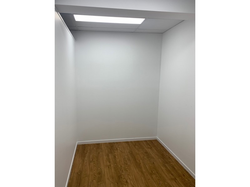 Suite 8 West 2 Fortune Street, Coomera QLD 4209