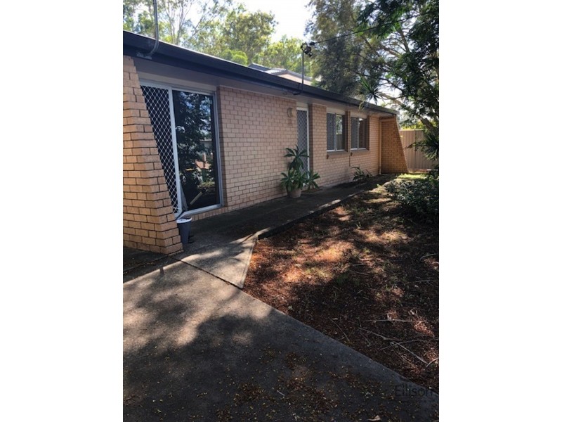 13 Bushmills Court, Hillcrest QLD 4118