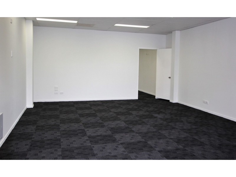 G02, 3-15 Dennis Road, Springwood QLD 4127