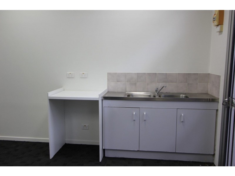 G02, 3-15 Dennis Road, Springwood QLD 4127