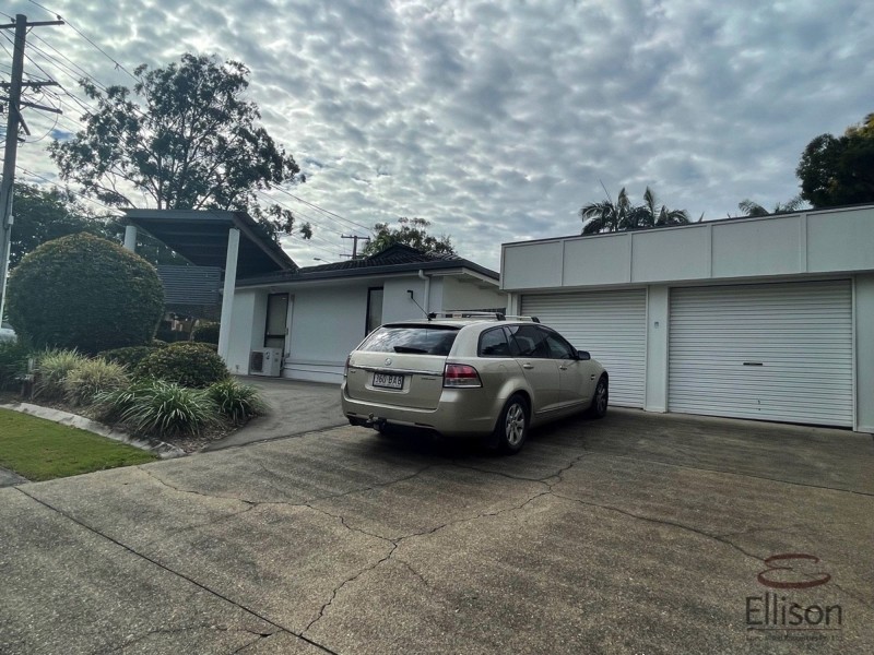 37 Vanessa Boulevard, Springwood QLD 4127