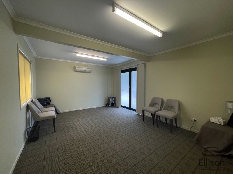 37 Vanessa Boulevard, Springwood QLD 4127